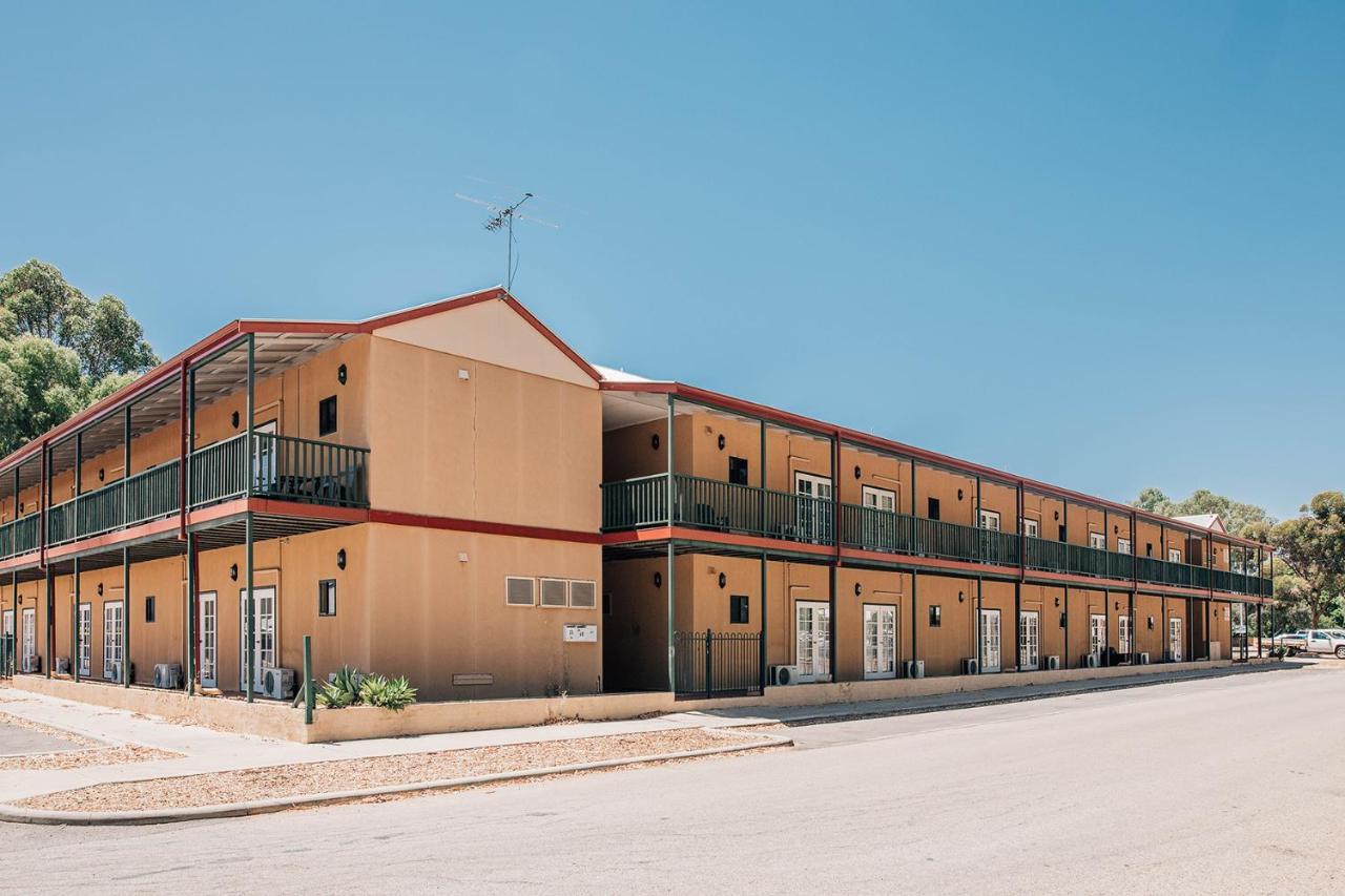 Settlers Hotel York Exterior foto